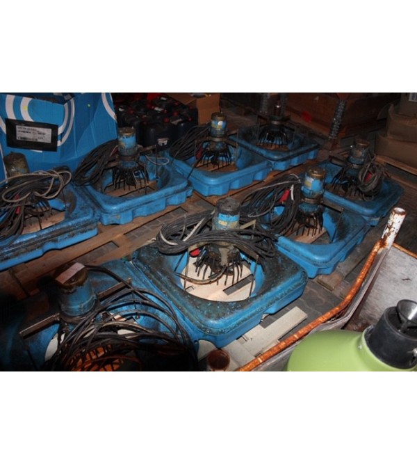 Surface aerators